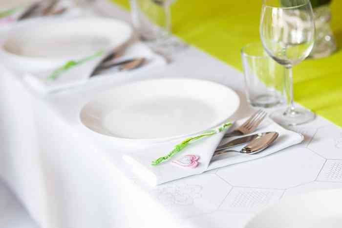Find wedding catering